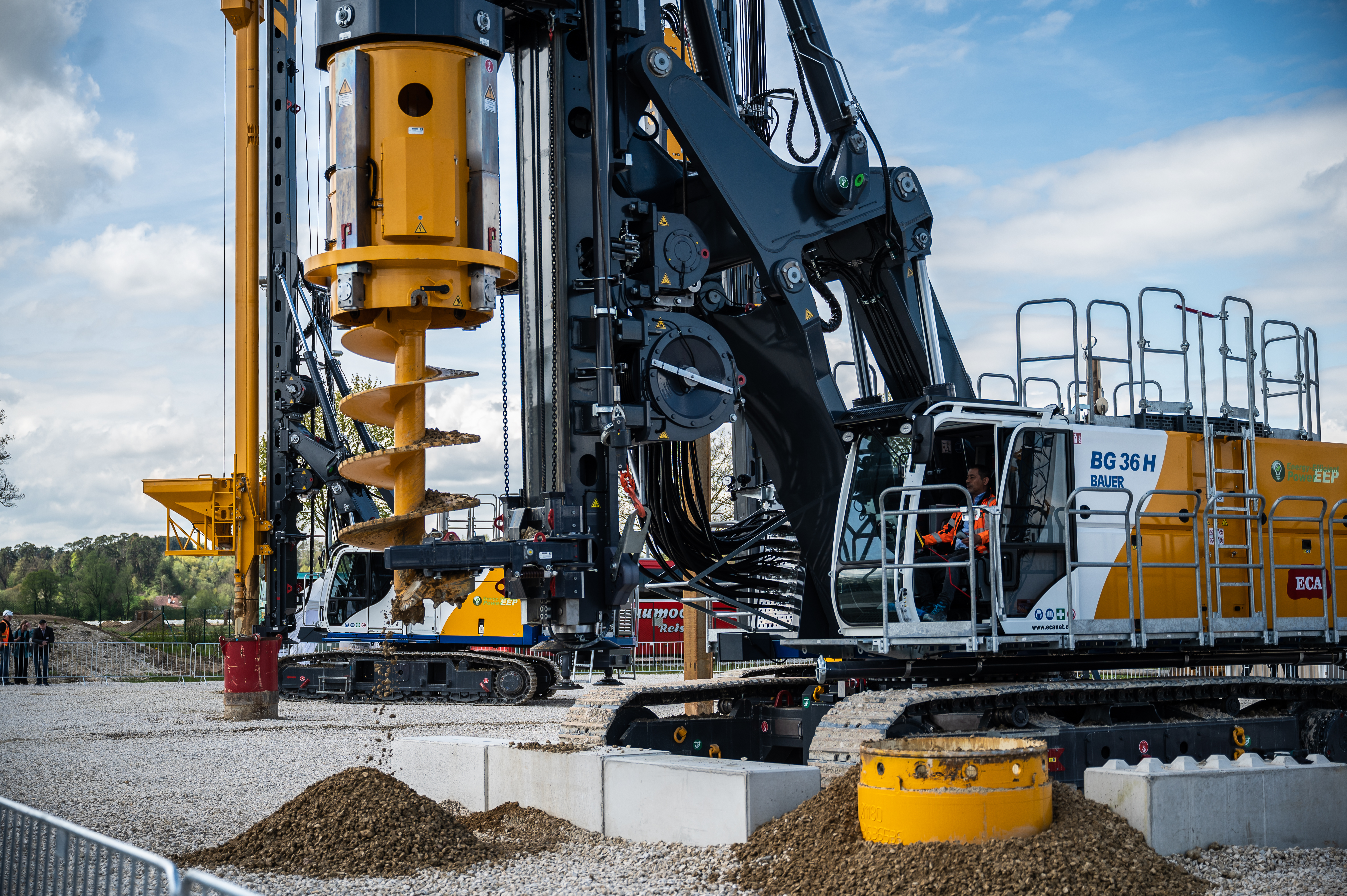 Bauer Maschinen offers solutions for specialist foundation engineering