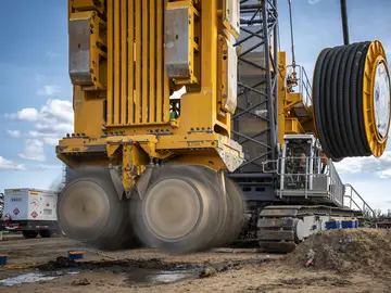 Bauer-Schlitzwandfräsen vereinen bewährte Technik, einen hohen Qualitätsstandard und eine robuste Verarbeitung.