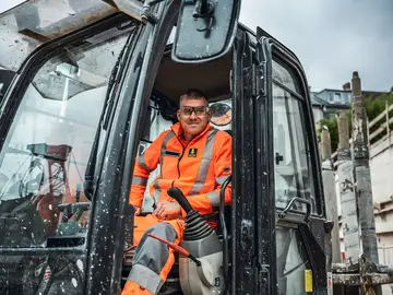 Baugeräteführer für Großdrehbohrgeräte (m/w/d)